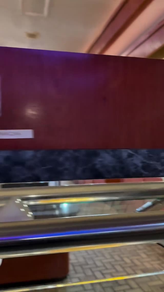 still from Super Seafood Buffet