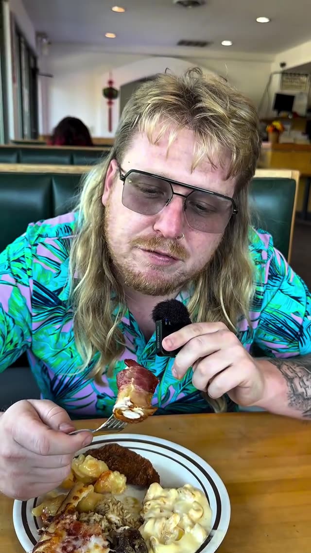 still from Bee's Buffet