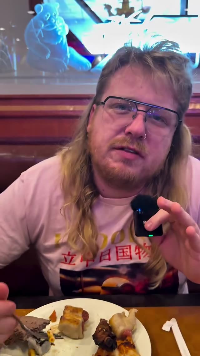still from Twin Dragon Buffet & Grill