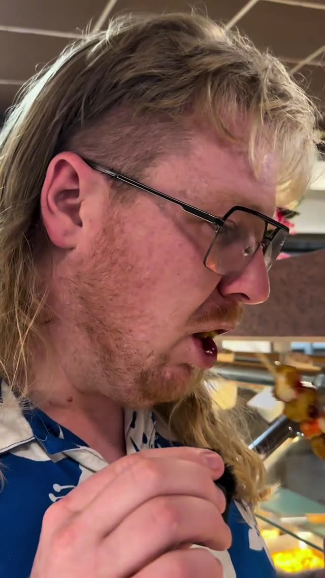 still from Golden Bowl Buffet